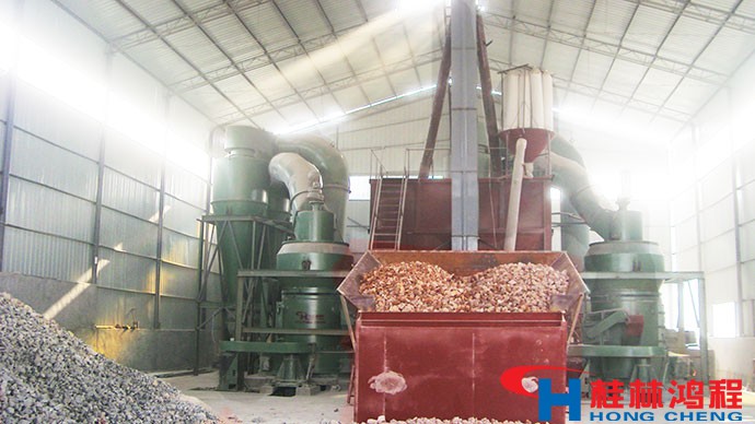 HC1700磨粉機:湖北鈣業(yè)集團100萬噸電廠脫硫項目建成投產