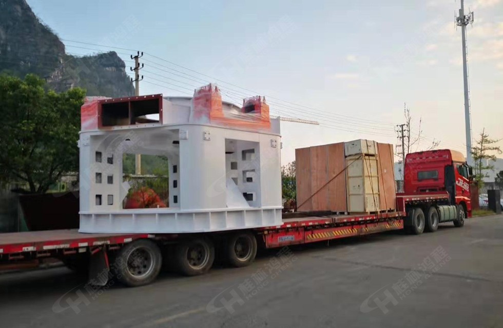 HLMX1700超細立磨底座穩如泰山 整裝待發 HLMX1700超細立磨底座穩如泰山 整裝待發